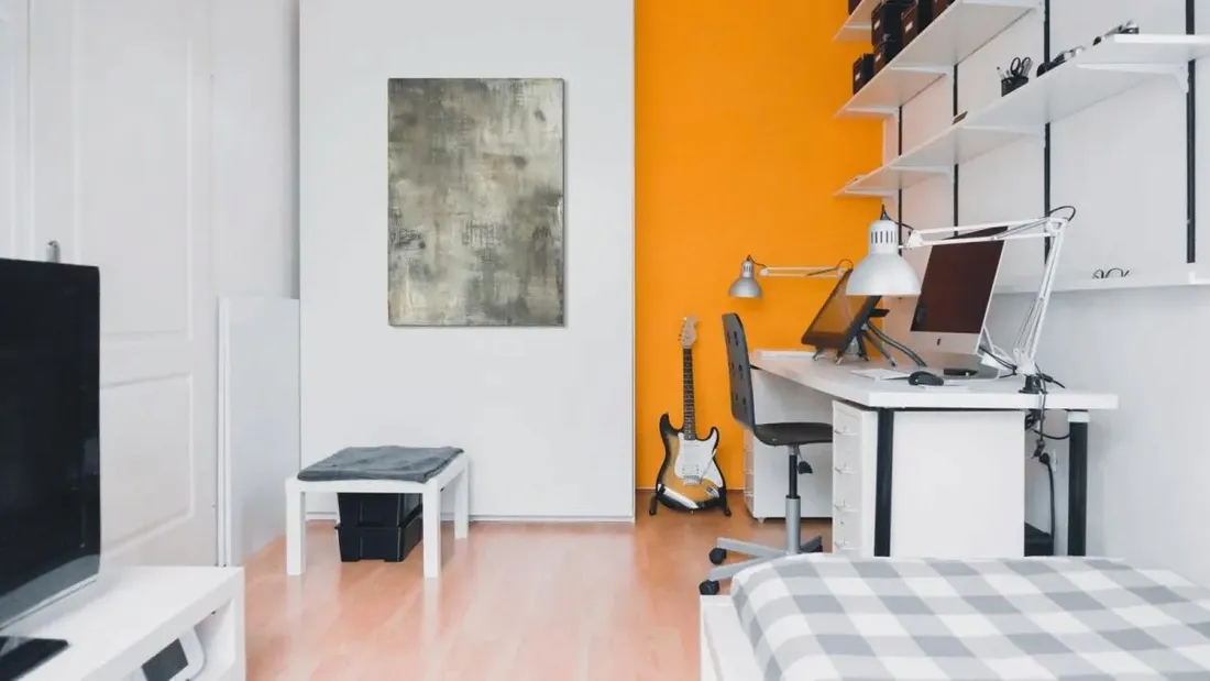 mink-obraz-na-plotnie-85x120-cm-stan-nowy