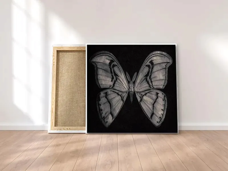 moth-obraz-na-plotnie-30x30-cm-stan-nowy