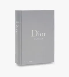dior-catwalk-fury-alexander-sabatini-adelia