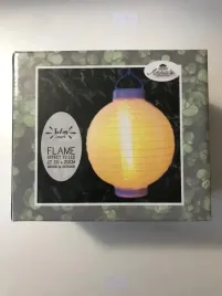 lampa-sloneczna-bialy-20x20-cm