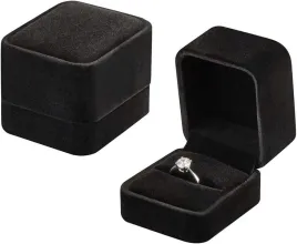 pudelko-pudeleczko-czarne-na-pierscionek-oswiadczyny-50-x-55-x-45-mm