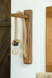 drewniana-lampa-belka-w-stylu-rustykalnym-do-kuchni