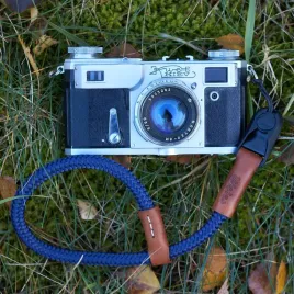 weles-navy-blue-wrist-strap