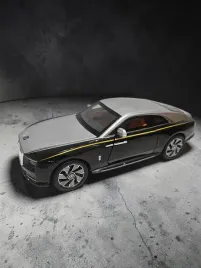 model-1-24-rolls-royce-spectre-czarno-srebrny