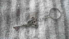 brelok-breloczek-klucz-myszka-minnie