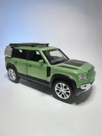 model-land-rover-defender-110-skala-1-24