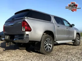 zabudowa-paki-hardtop-alpha-type-e-toyota-hilux-2015-szyba-uchylna