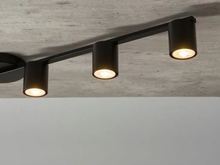 sky-black-iv-33436-sigma-kolor-czarny