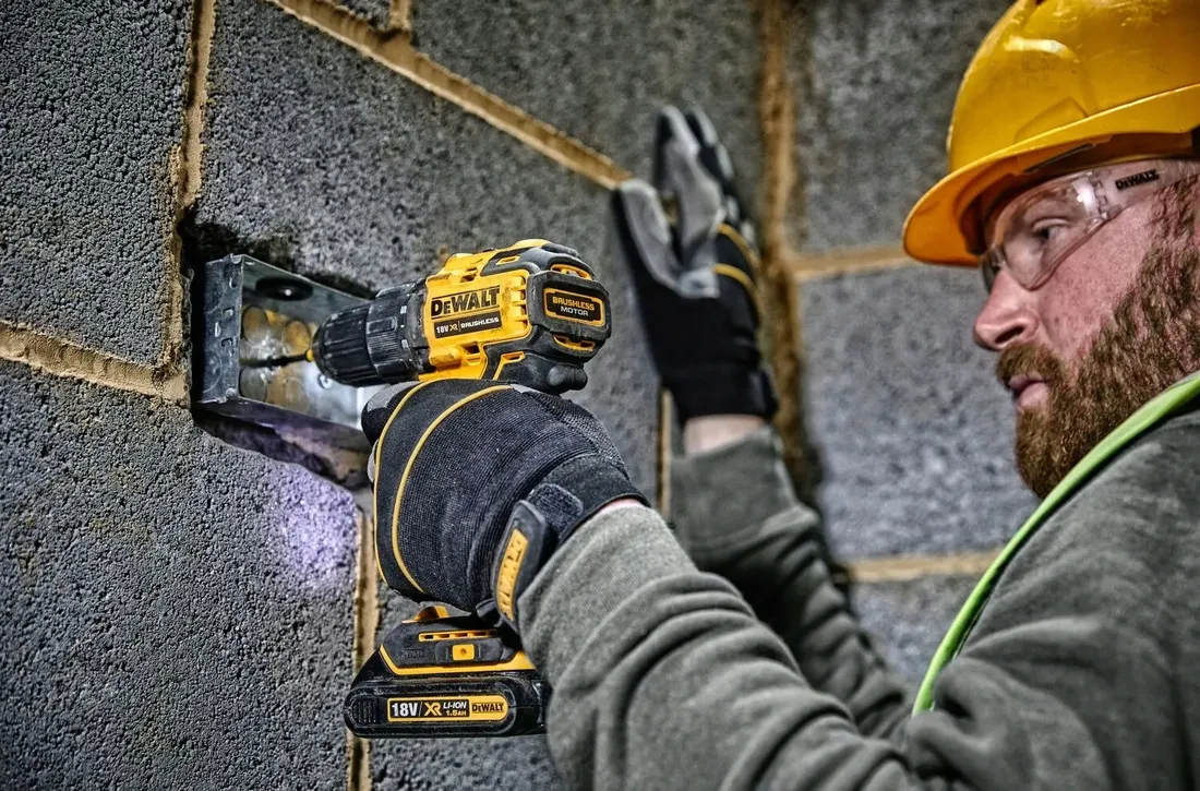 dewalt-zestaw-dcd708-dcf809-2xaku-powerstack-18v