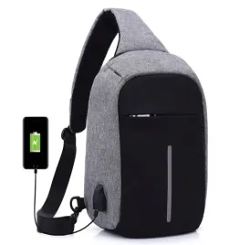 lekki-plecak-antykradziezowy-port-usb-power-bank