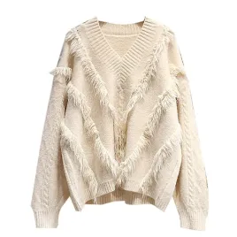 sweter-wlochaty-cieply-z-dekoltem-w-serek-kremowy