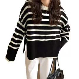 sweter-damski-w-paski-over-size-cieply-czarny