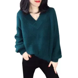 sweter-damski-z-dekoltem-w-serek-morski-prazkowany