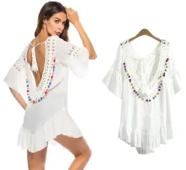 pareo-tunika-plazowa-pompony-kolorowe-narzutka-na-stroj-boho-biale