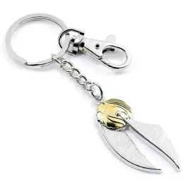 the-carat-shop-premium-brelok-harry-potter-zloty-zwiadowca-keyring