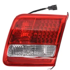 audi-a8-d3-03-07-lampa-tylna-prawa-nowa-oryginal