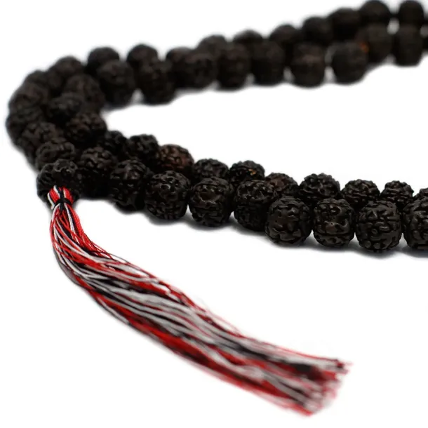 mala-buddyjska-rudraksha-108-koralikow-ciemna
