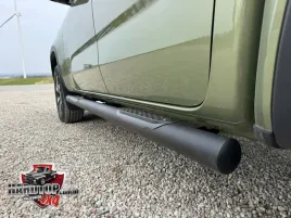 progi-orurowanie-boczne-czarne-70mm-vw-amarok-2023