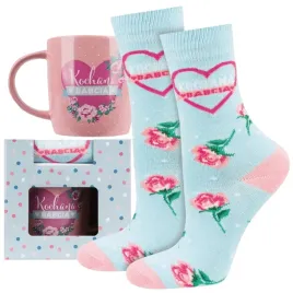 soxo-skarpetki-damskie-kubek-kochana-babcia-prezent-dla-babci-35-40