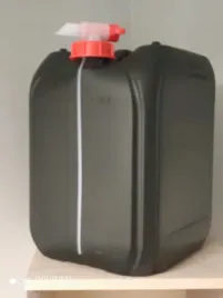 kanister-20l-z-kranikiem-karnister-z-odpowietrzni