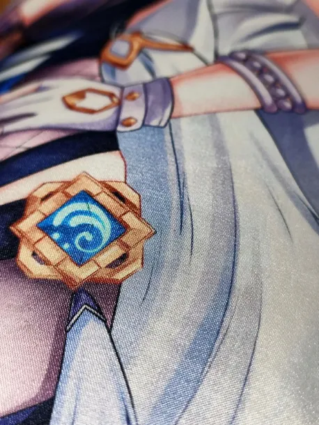 poduszka-dakimakura-anime-gra-genshin-impact-material-wypelnienia-wlokna-silikonowe