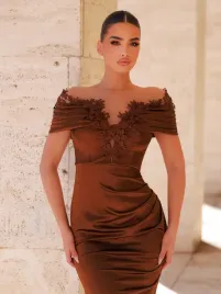 sukienka-wieczorowa-satynowa-syrena-brazowa-maxi-z-odkrytymi-ramionami-l-40