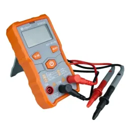 miernik-automatyczny-z-wyswietlaczem-lcd-uniwersalny-przewody-hq