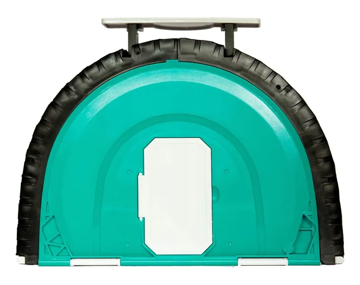 tor-parking-wyscigi-material-plastik