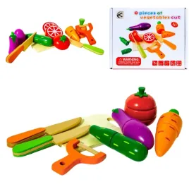 drewniane-warzywa-zestaw-do-krojenia-z-deska-i-nozami