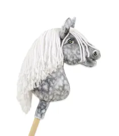hobby-horse-sredni-kon-na-kiju-premium-siwek-jablkowity-z-biala-grzywa-a4