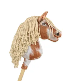 hobby-horse-sredni-kon-na-kiju-premium-srokaty-tobiano-z-bezowa-grzywa-a4