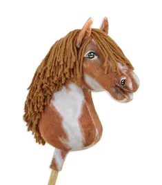 hobby-horse-duzy-kon-na-kiju-premium-srokaty-tobiano-z-brazowa-grzywa-a3