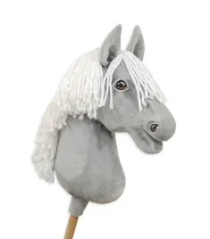 hobby-horse-duzy-kon-na-kiju-premium-siwy-z-biala-grzywa-a3
