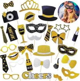 rekwizyty-do-fotobudki-fotograficznej-na-impreze-przebrania-czapki-okulary