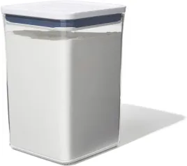 pojemnik-hermetyczny-na-zywnosc-plastikowy-42-l