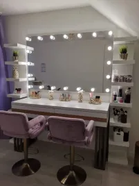 lustro-do-makijazu-make-up-hollywood-150-100-wiszace
