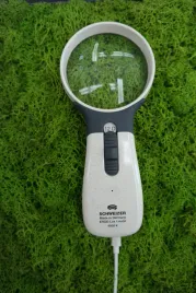 lupa-podswietlenie-led-pow-3x-ladowanie-usb-schweizer-green-line-12d