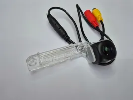 kamera-cofania-do-multivan-leon-altea-caddy-passat-touran-t5-ahd-androidor46