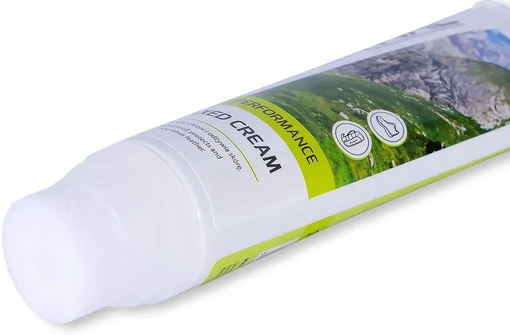 krem-impregnujacy-do-butow-mountval-waxed-cream-plec-produkt-uniseks