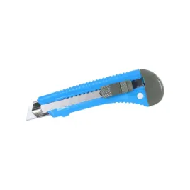 noz-z-ostrzem-lamanym-18mm-metalowa-prowadnica-mega-30048