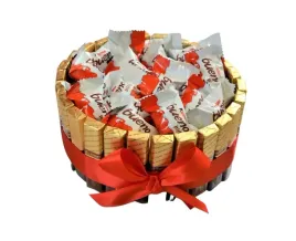 tort-z-merci-kinder-bueno-urodziny