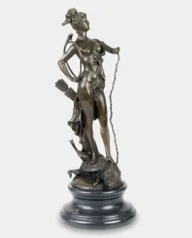 diana-victorious-patronka-mysliwych-rzezba-z-brazu-47-cm