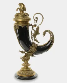 porcelanowy-rog-obfitosci-cornucopia-czarna
