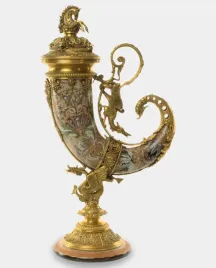 porcelanowy-rog-obfitosci-cornucopia-flora