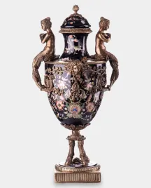 porcelanowa-amfora-bachanalia-czarna
