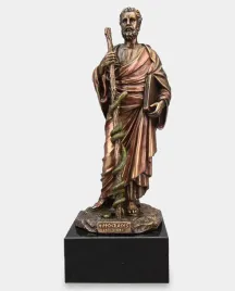 hipokrates-ojciec-medycyny-figura-na-marmurowej-podstawie-z-grawerem