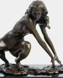 naga-kobieta