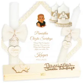 swieca-na-chrzest-pudelko-szatka-do-chrztu-zdjecie