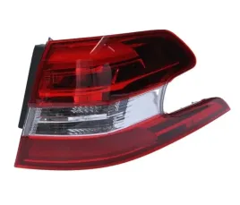 peugeot-308-sw-13-17-lampa-tylna-prawa