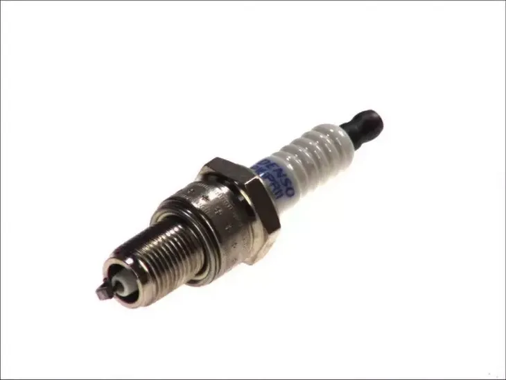 swieca-zaplonowa-denso-p16pr11-producent-czesci-denso